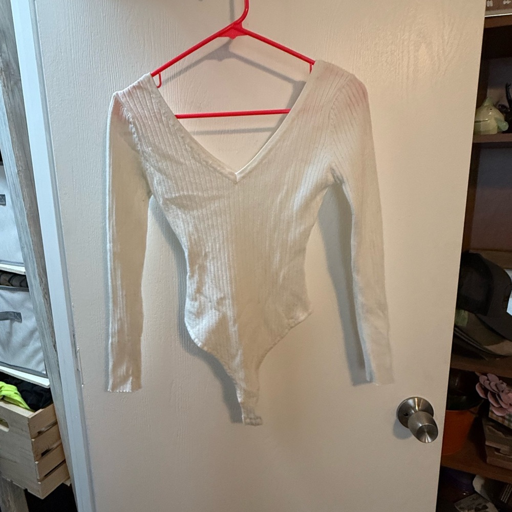 White v neck bodysuit